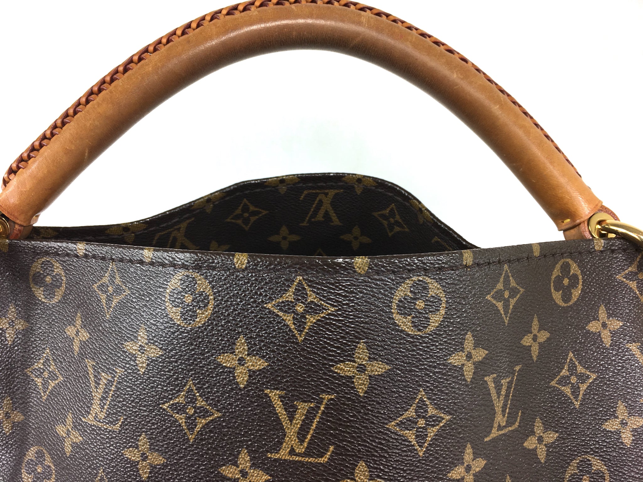 LOUIS VUITTON Artsy MM