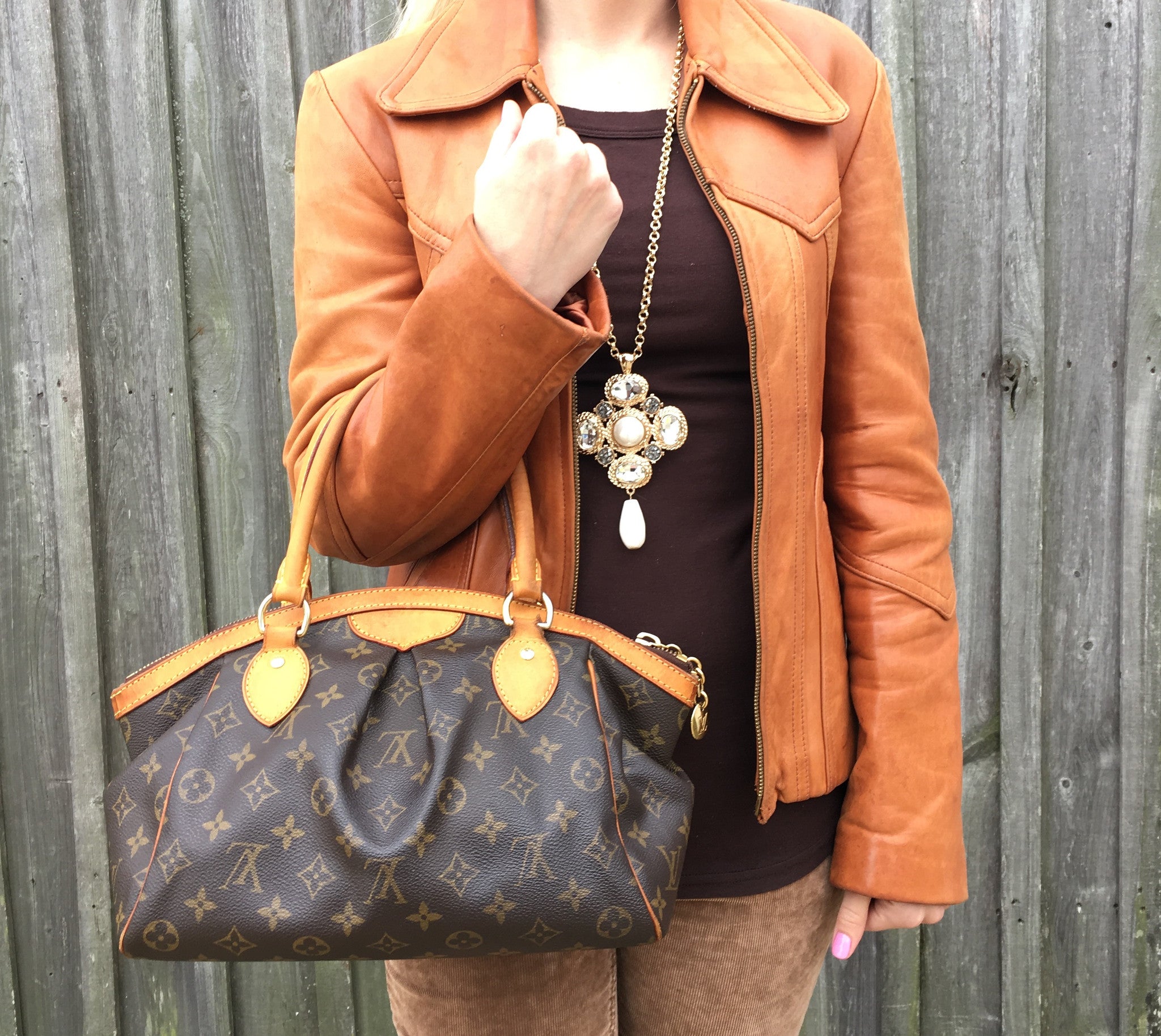 LOUIS VUITTON Monogram Tivoli PM + FREE Twilly Scarf