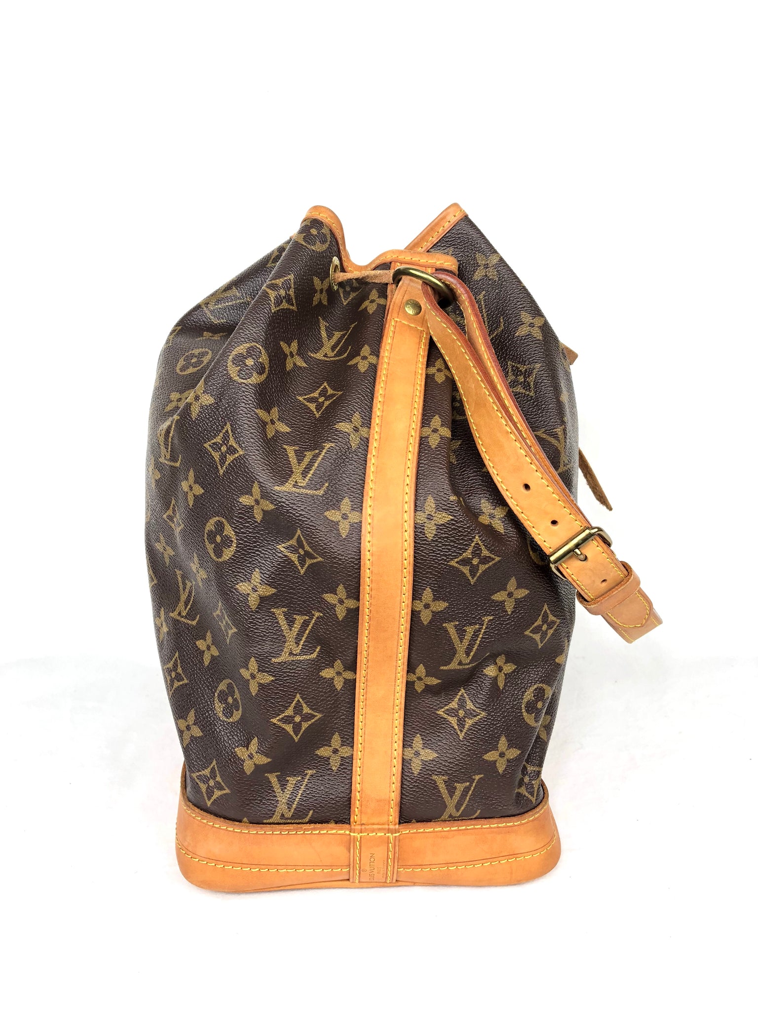 LOUIS VUITTON Noé GM Monogram Bucket Bag