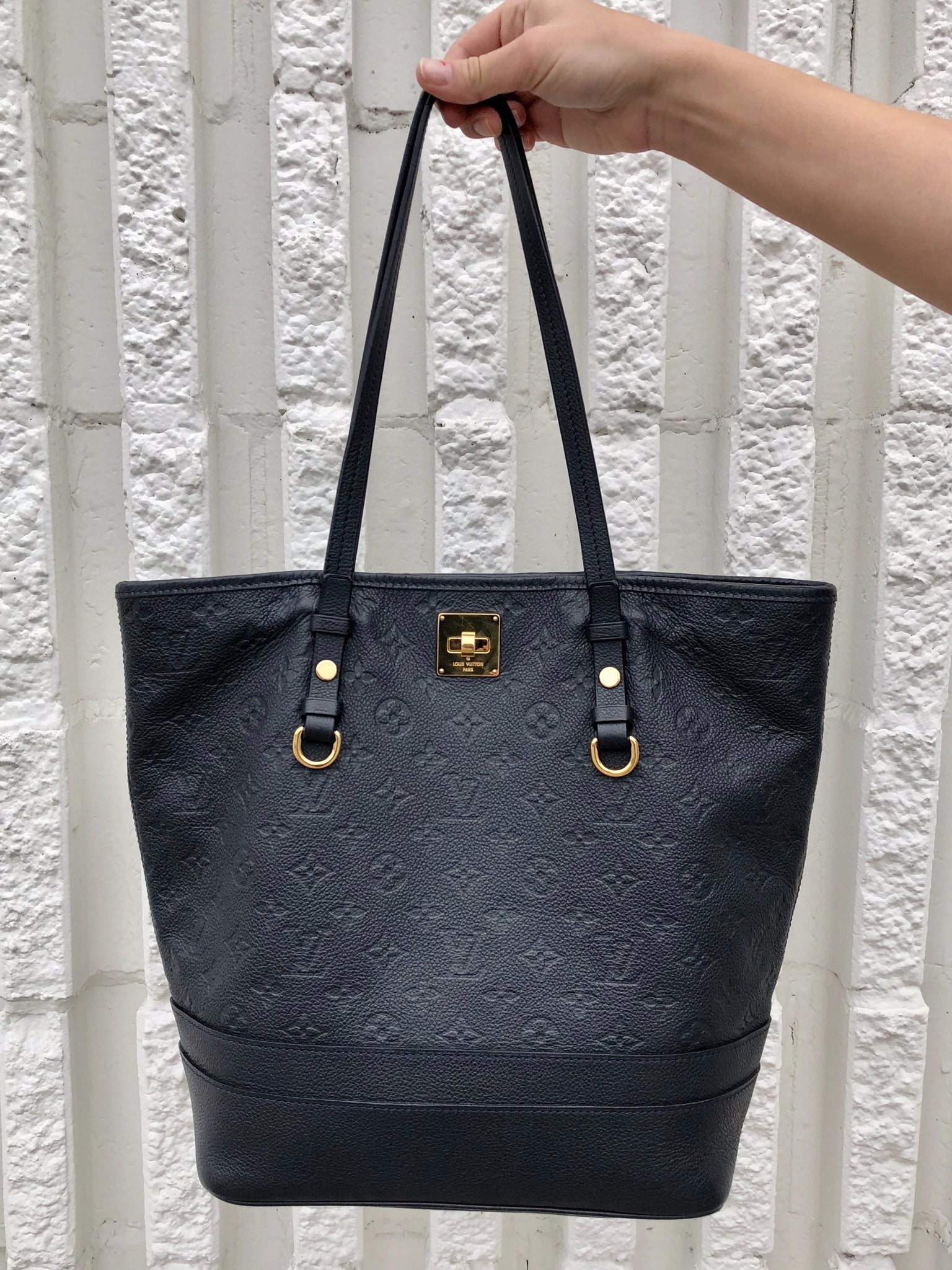 LOUIS VUITTON Empreinte Citadine PM Infini Shoulder Bag (Deep Navy)