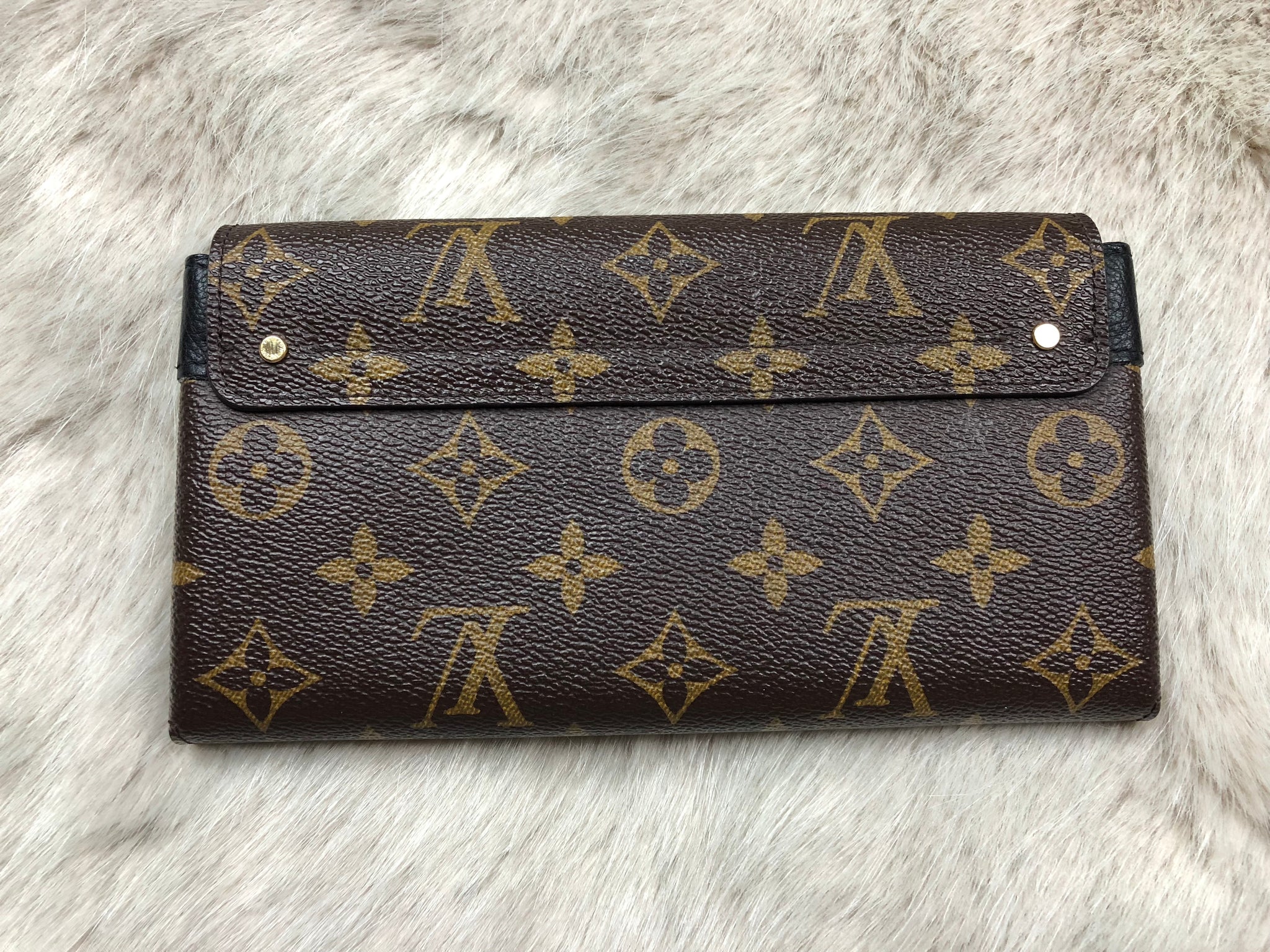 LOUIS VUITTON Monogram & Black Elysee Wallet