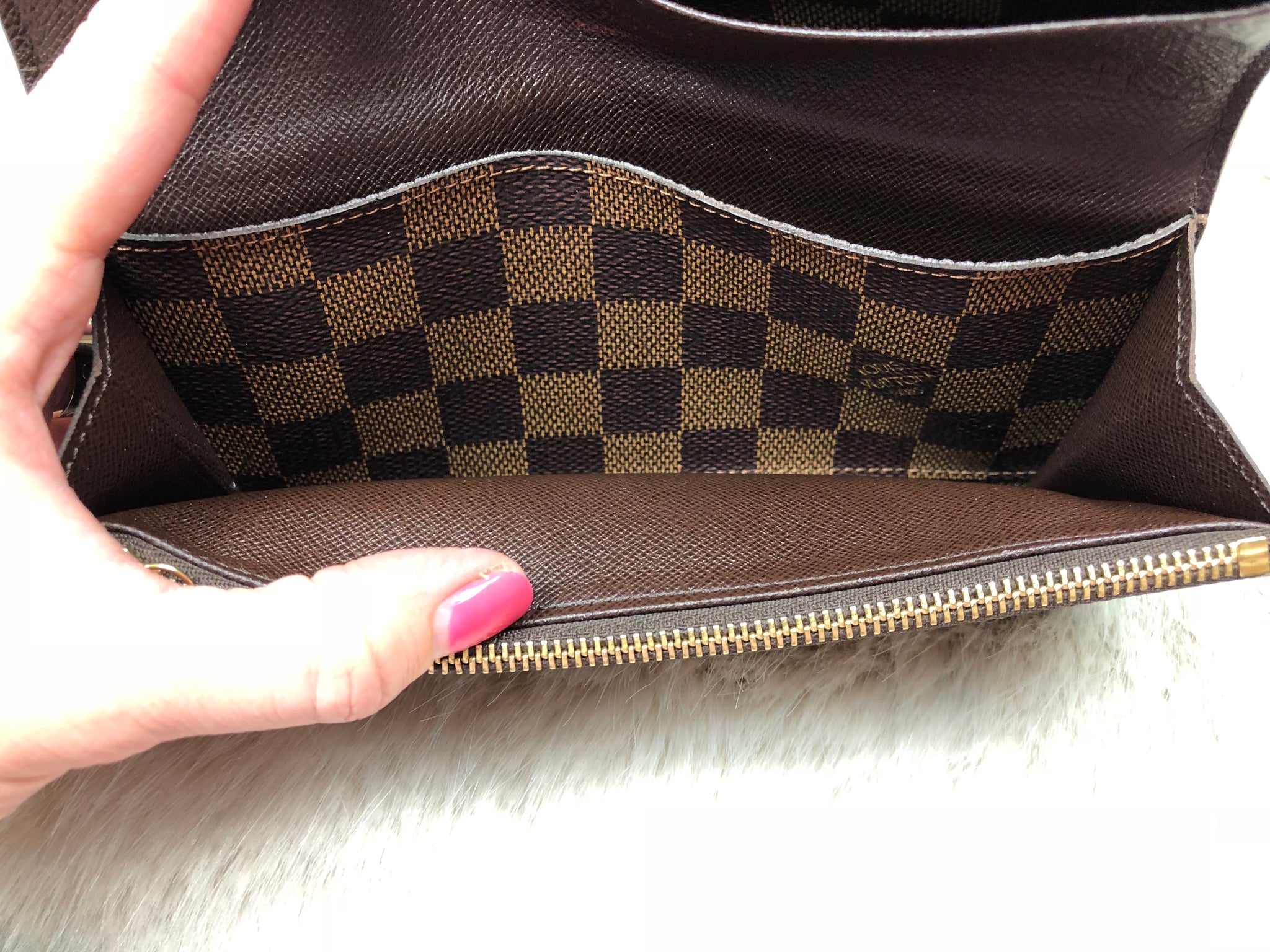 LOUIS VUITTON Damier Ebene Long Wallet