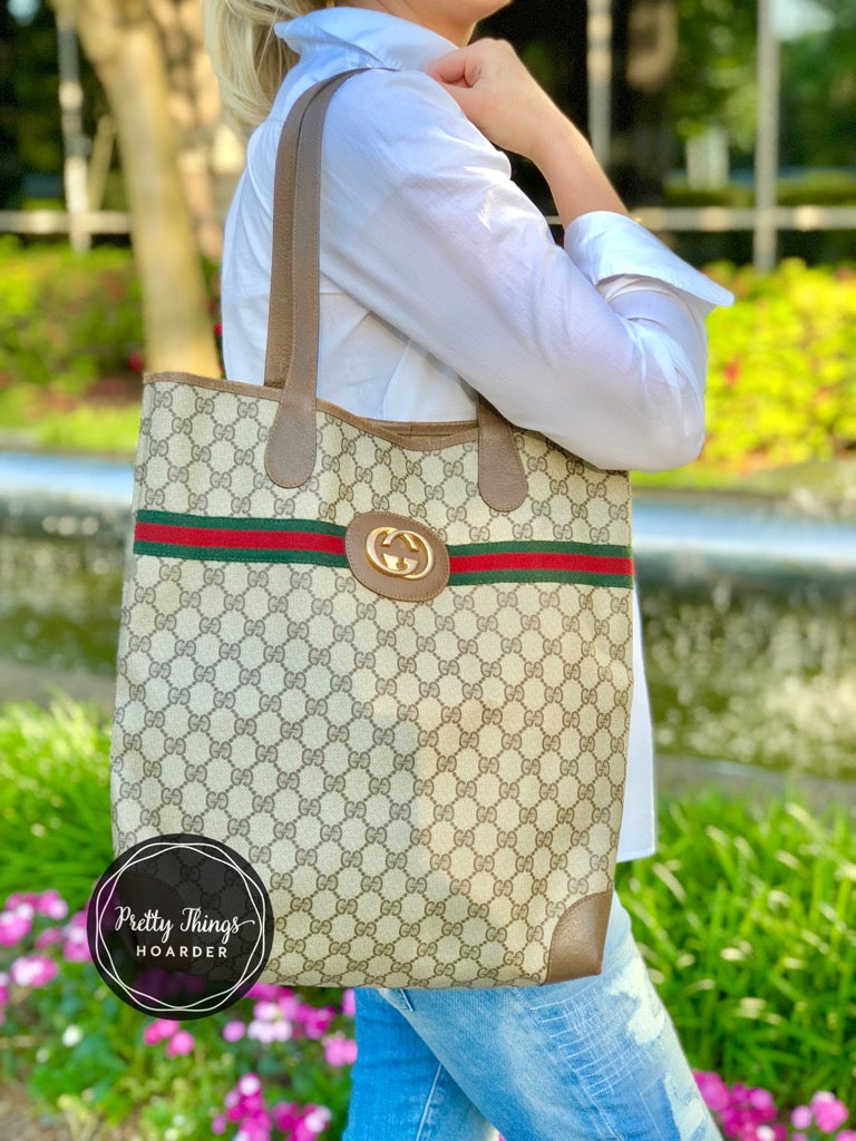 GUCCI Supreme Tote Bag