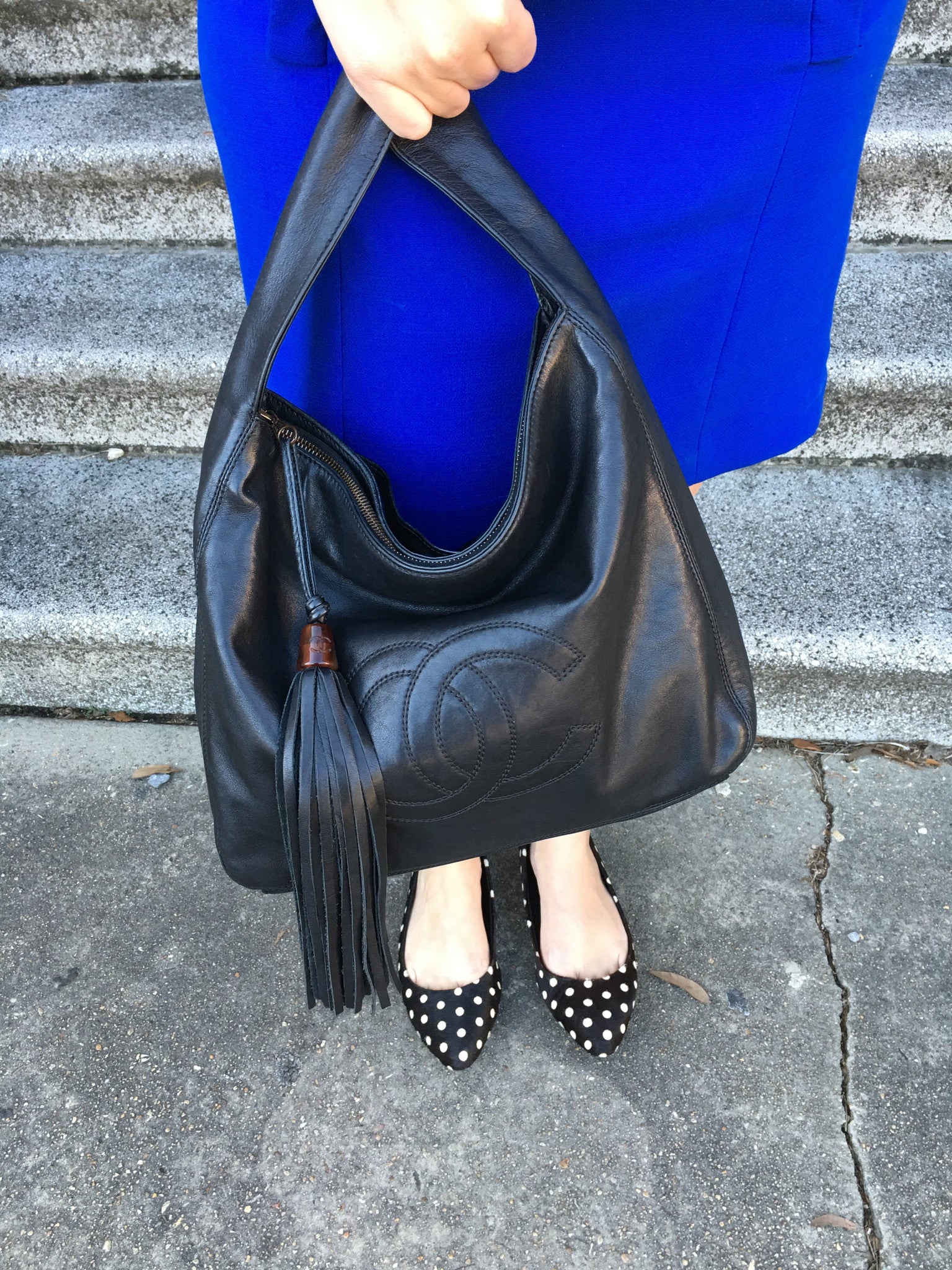 Chanel CC Lambskin Tassel Shoulder Bag (SHG-Bsuxng) – LuxeDH