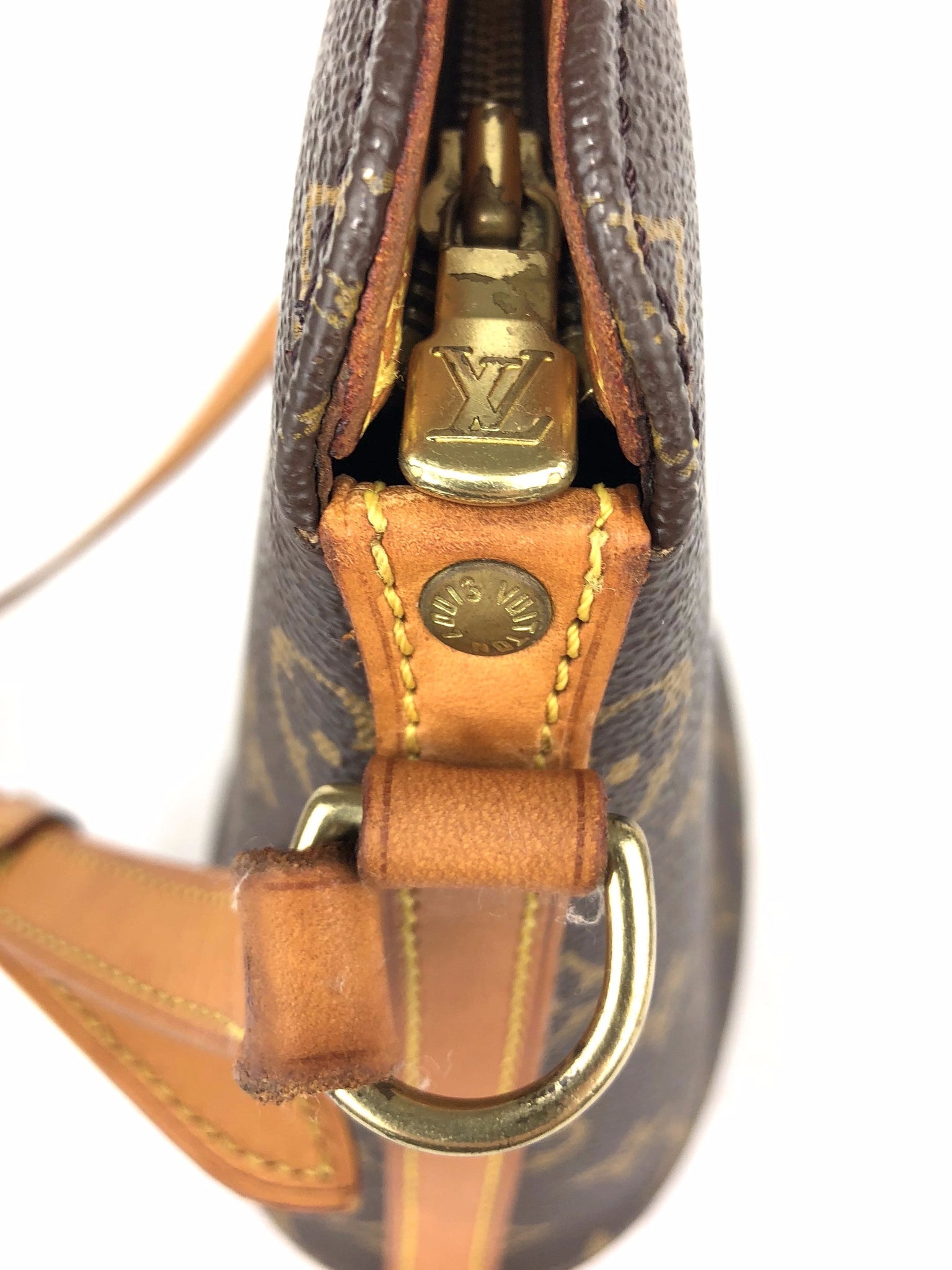 Louis Vuitton Drouot Crossbody Review – Closet Connection Resale