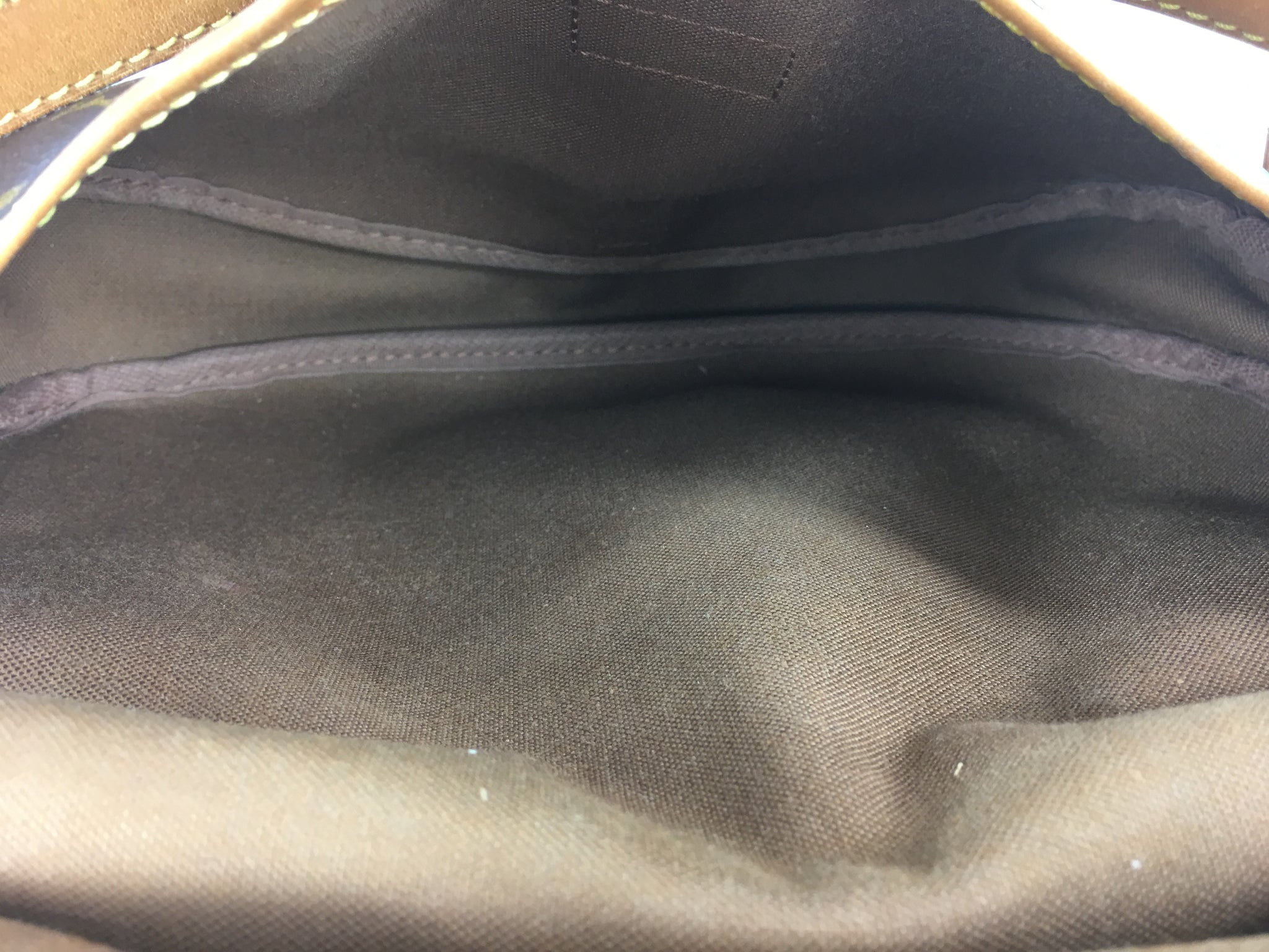 LOUIS VUITTON Mono Saumur 30 Crossbody Bag