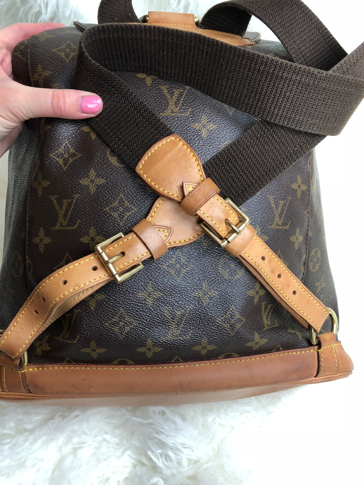 LOUIS VUITTON Monogram Montsouris GM Backpack – Pretty Things Hoarder