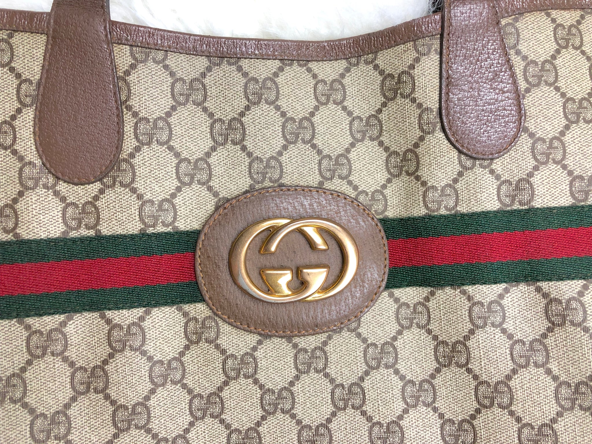 GUCCI Supreme Tote Bag