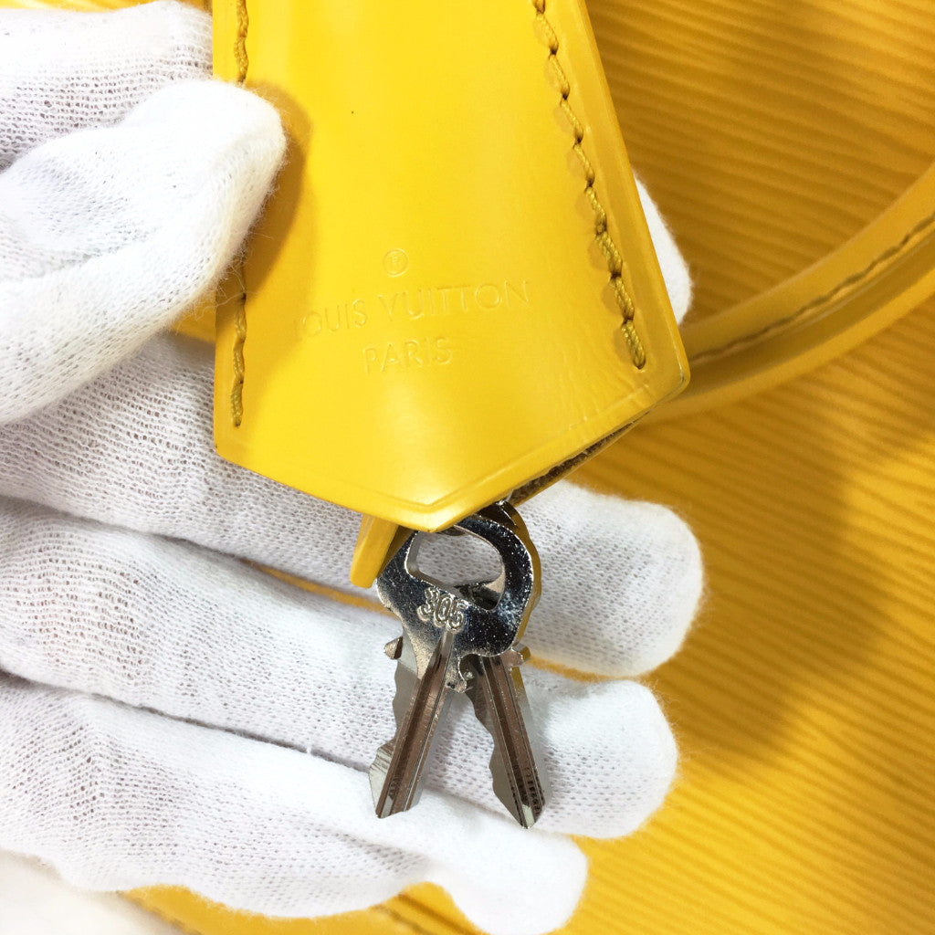 LOUIS VUITTON Epi Citron Yellow Alma PM Handbag