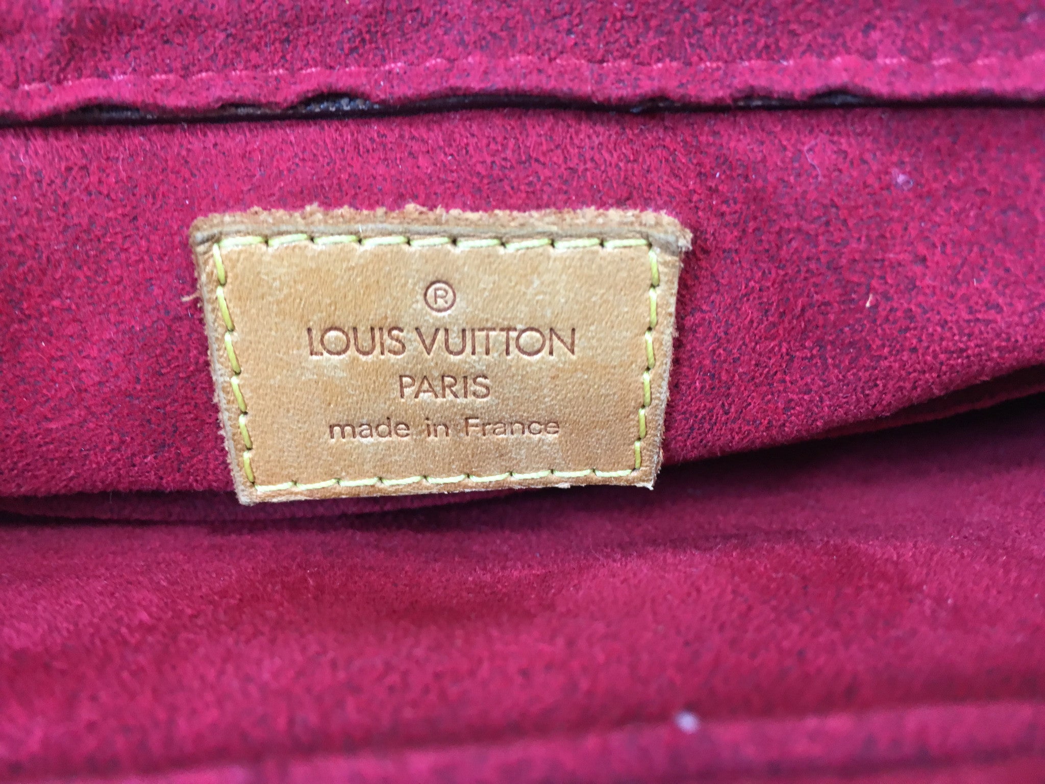 LOUIS VUITTON Viva Cite GM Shoulder Bag