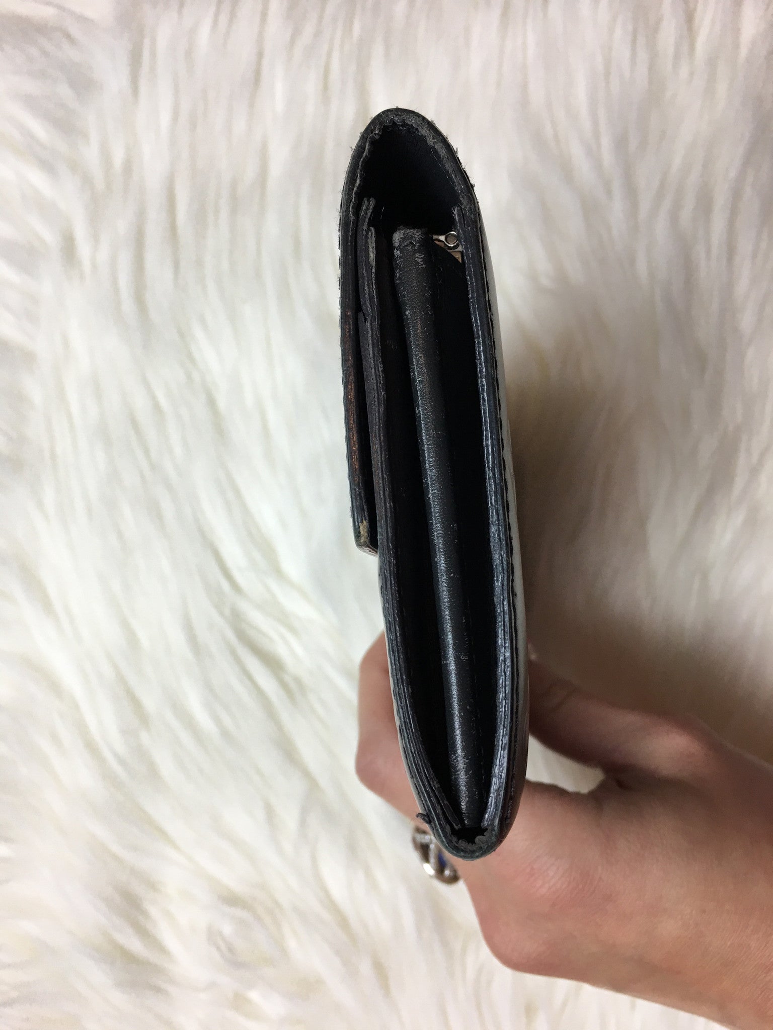 LOUIS VUITTON Grey Monogram Vernis Wallet