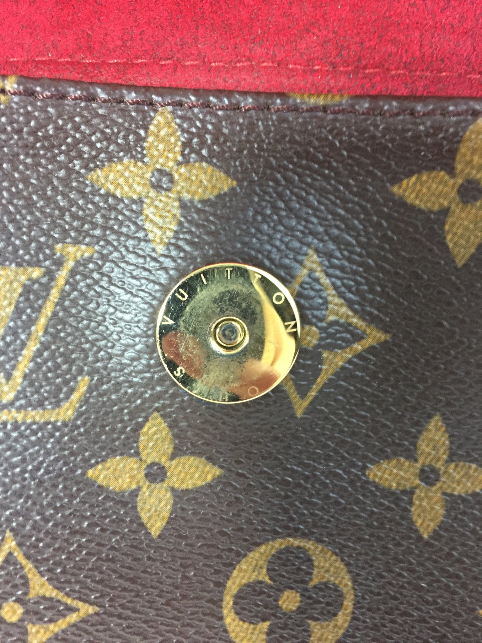 LOUIS VUITTON Viva Cite GM Shoulder Bag