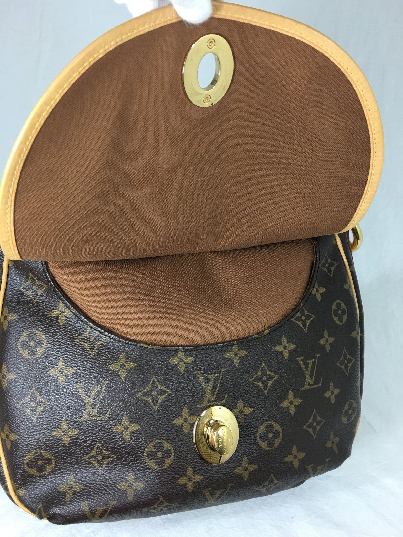 Louis Vuitton Monogram Tulum PM Hobo Shoulder Bag 1115lv17