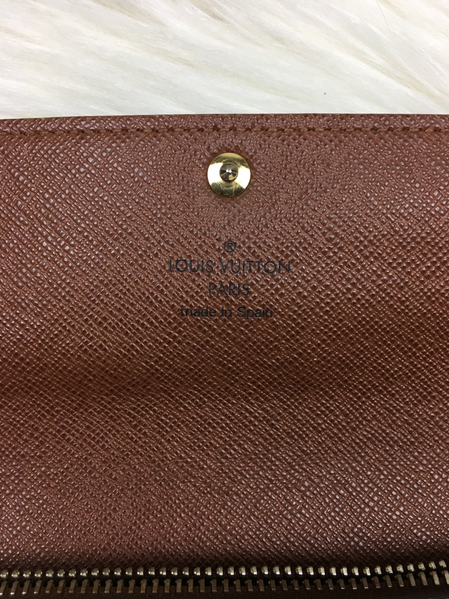 LOUIS VUITTON Monogram Sarah Wallet