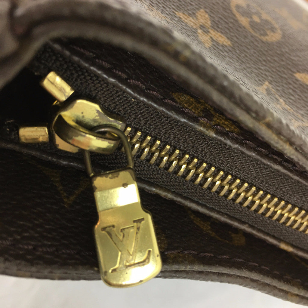 LOUIS VUITTON Looping GM Shoulder Bag (MI0030)