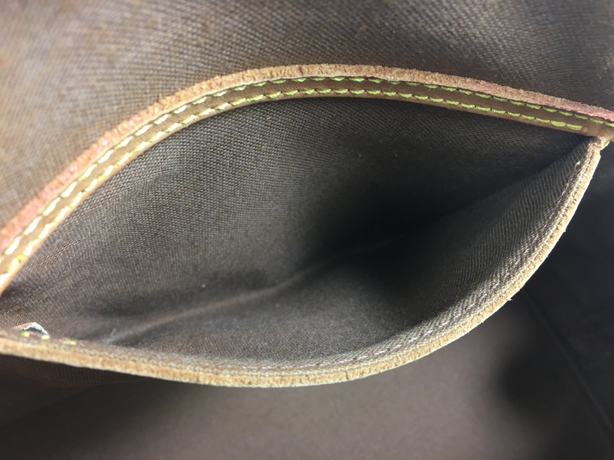 LOUIS VUITTON Monogram Alma PM