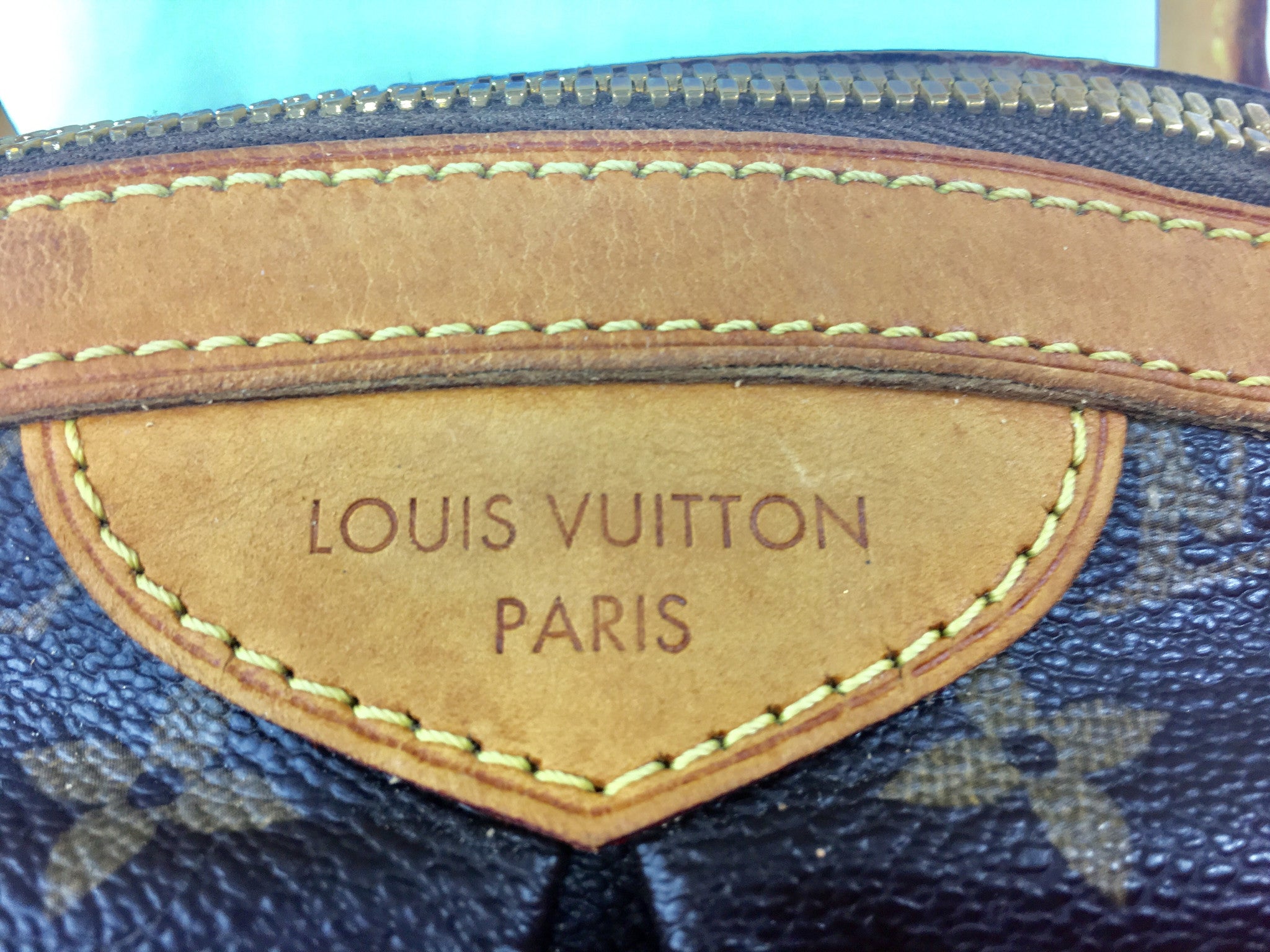 LOUIS VUITTON Monogram Tivoli PM + FREE Twilly Scarf