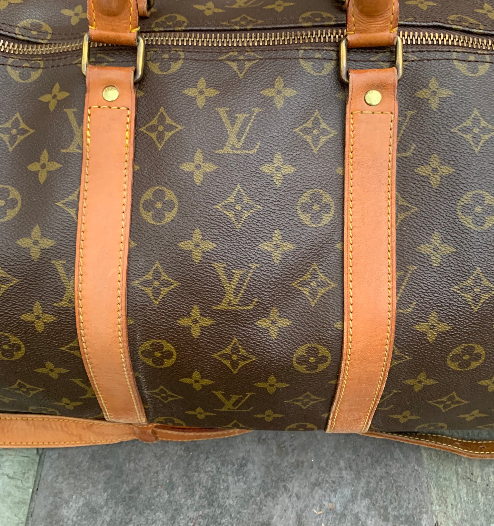 LOUIS VUITTON Keepall 55 Bandouliere Duffel Bag