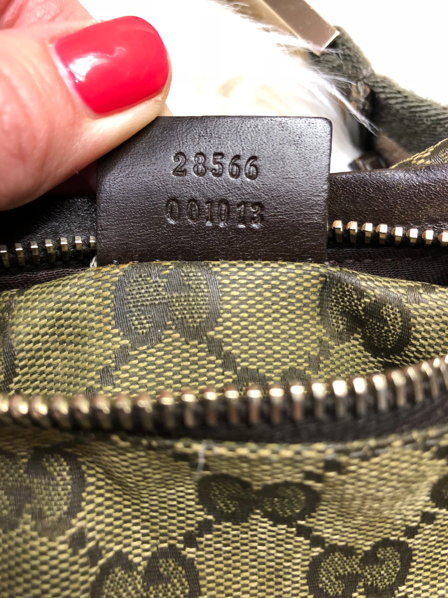 GUCCI Green Supreme Bum Bag (Fanny Pack)