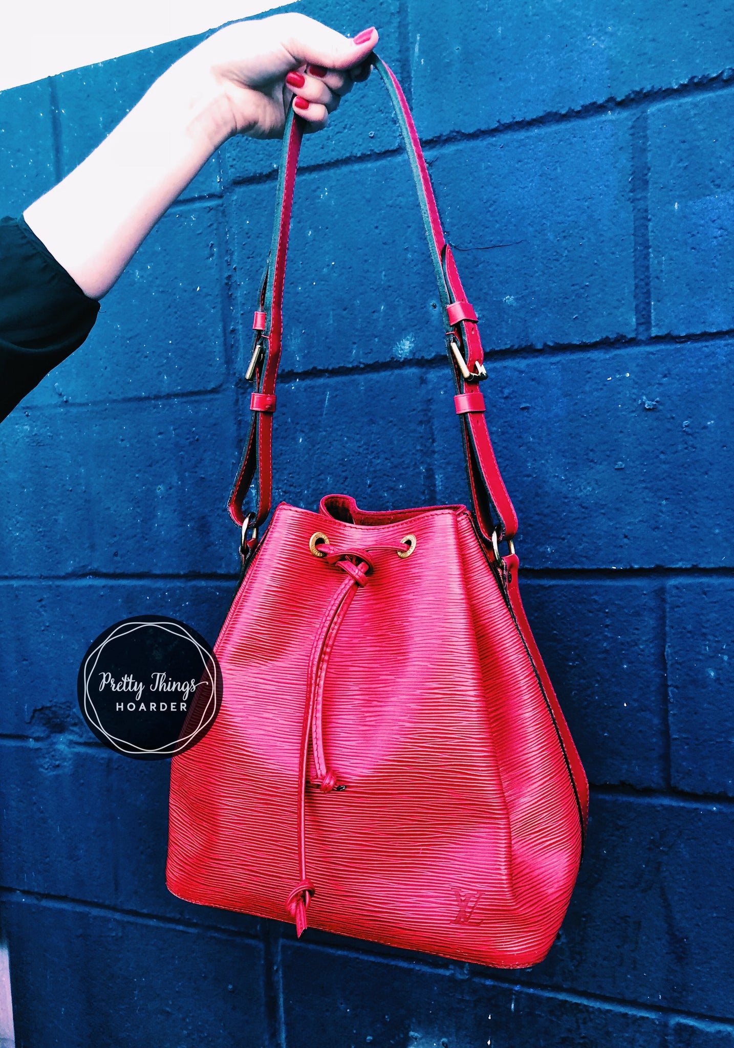 Louis Vuitton Noe PM Bucket Bag in Red EPI Leather, France 1994.