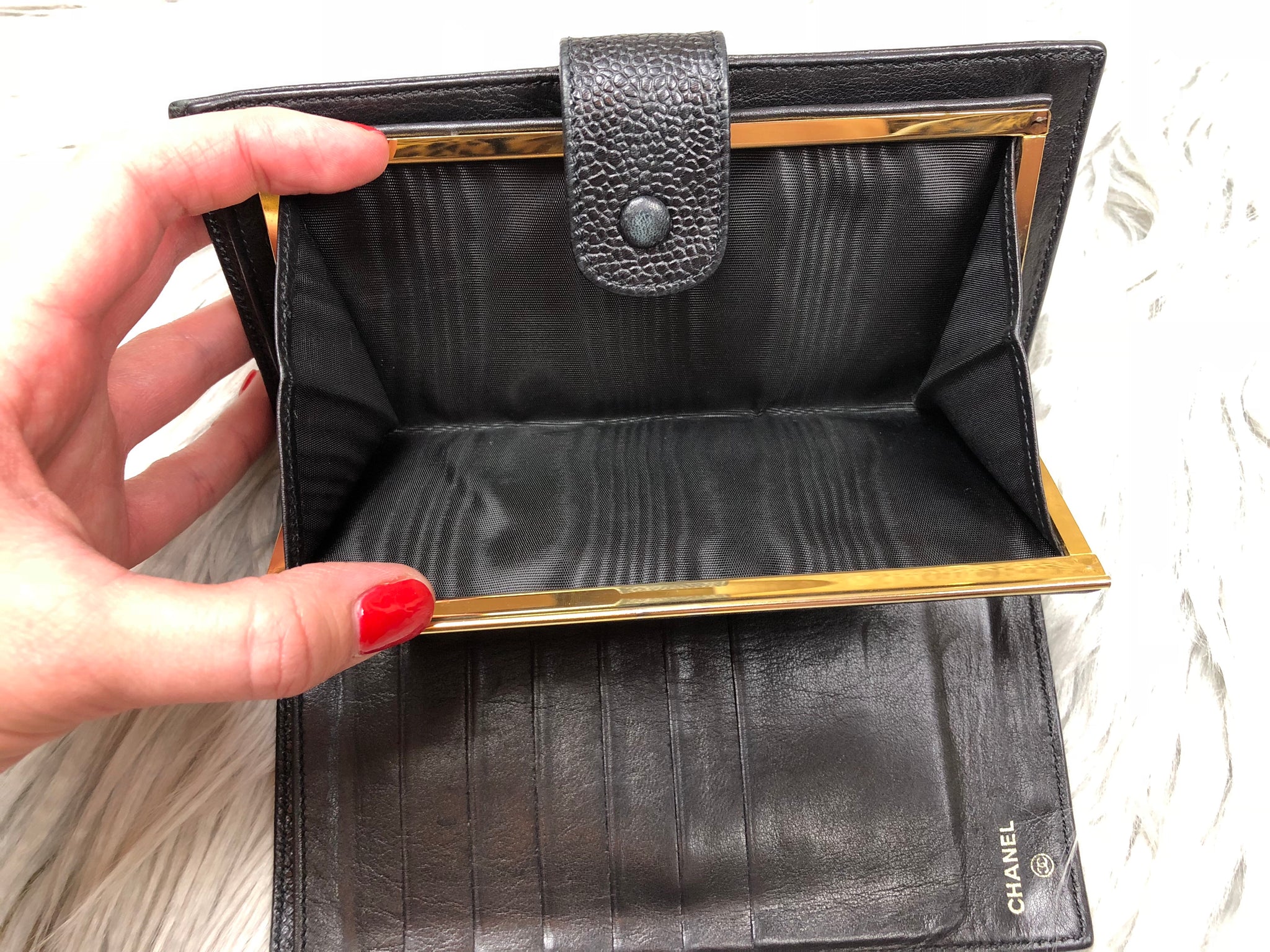 CHANEL Caviar Black CC Wallet